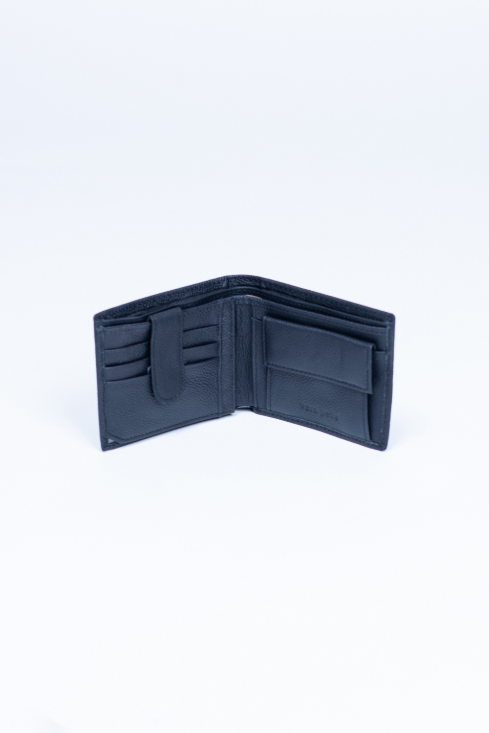 025_black2